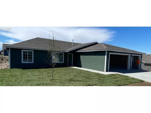 Umatilla, OR 97882,2740 Grouse ST