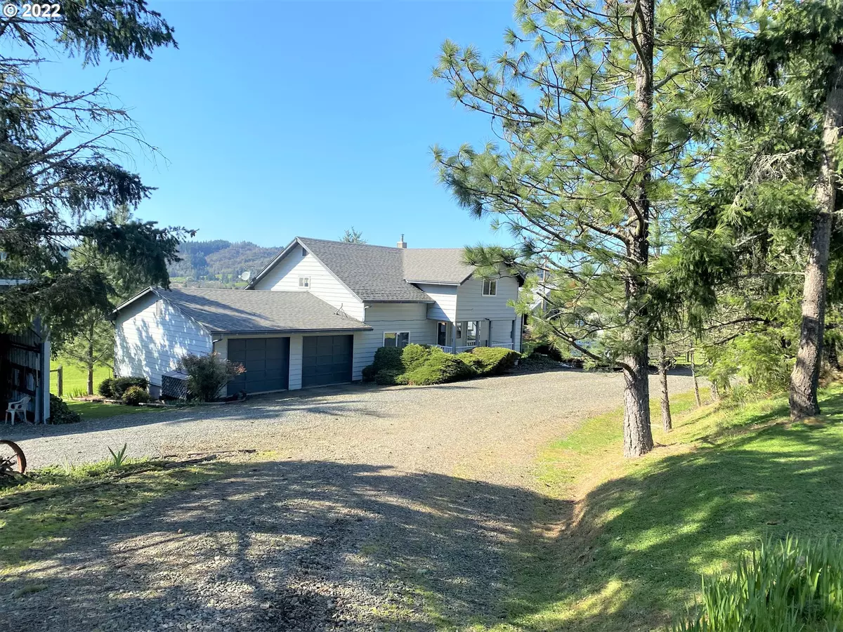 Sutherlin, OR 97479,901 PLAT B RD