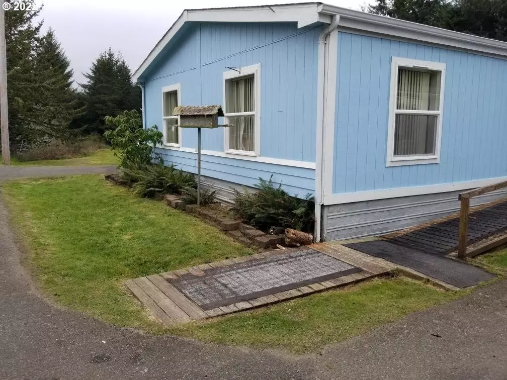 North Bend, OR 97459,93740 SHUTTERS LANDING LN ##31