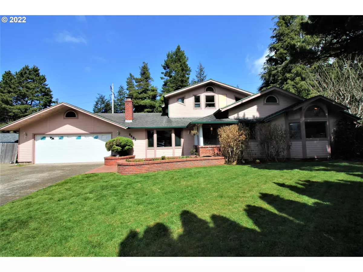 North Bend, OR 97459,3421 SCOTT CT