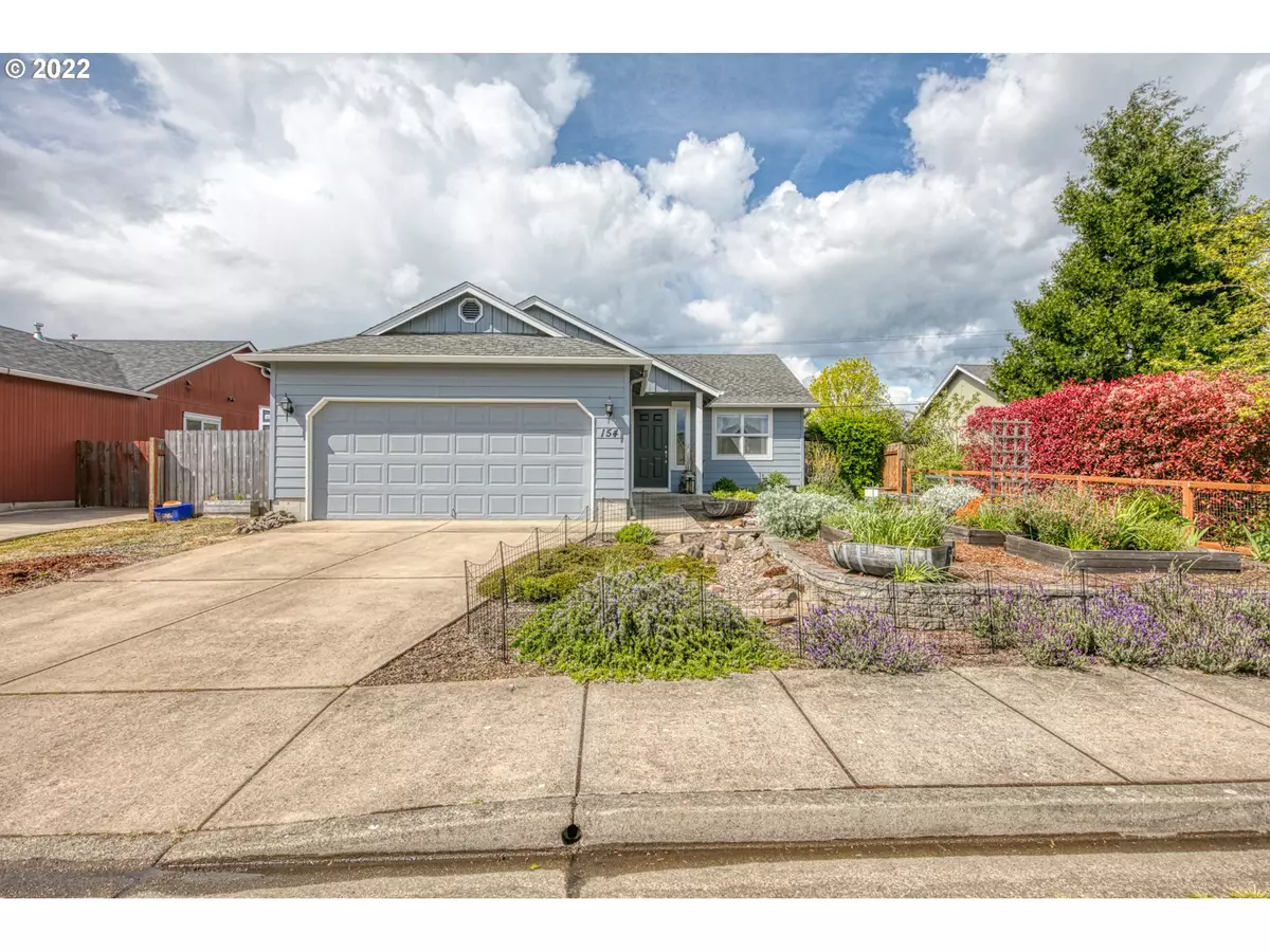 Creswell, OR 97426,154 ROBIN CT