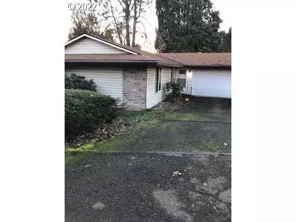 Milwaukie, OR 97267,8053 SE ROFINI CT