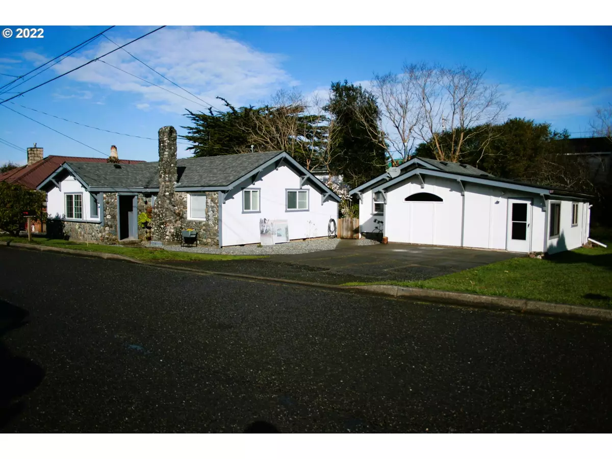 Gold Beach, OR 97444,94195 TENTH ST