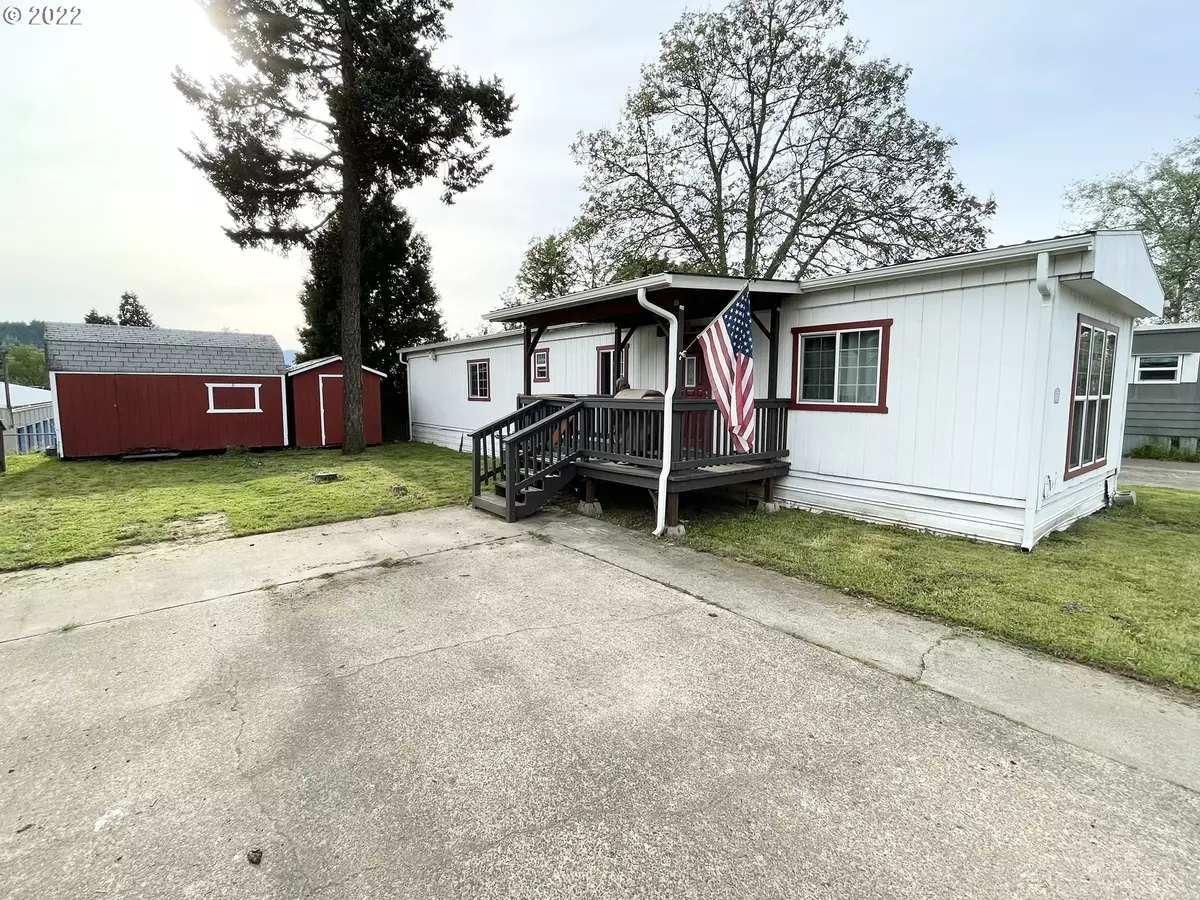 Sutherlin, OR 97479,819 S COMSTOCK RD #67