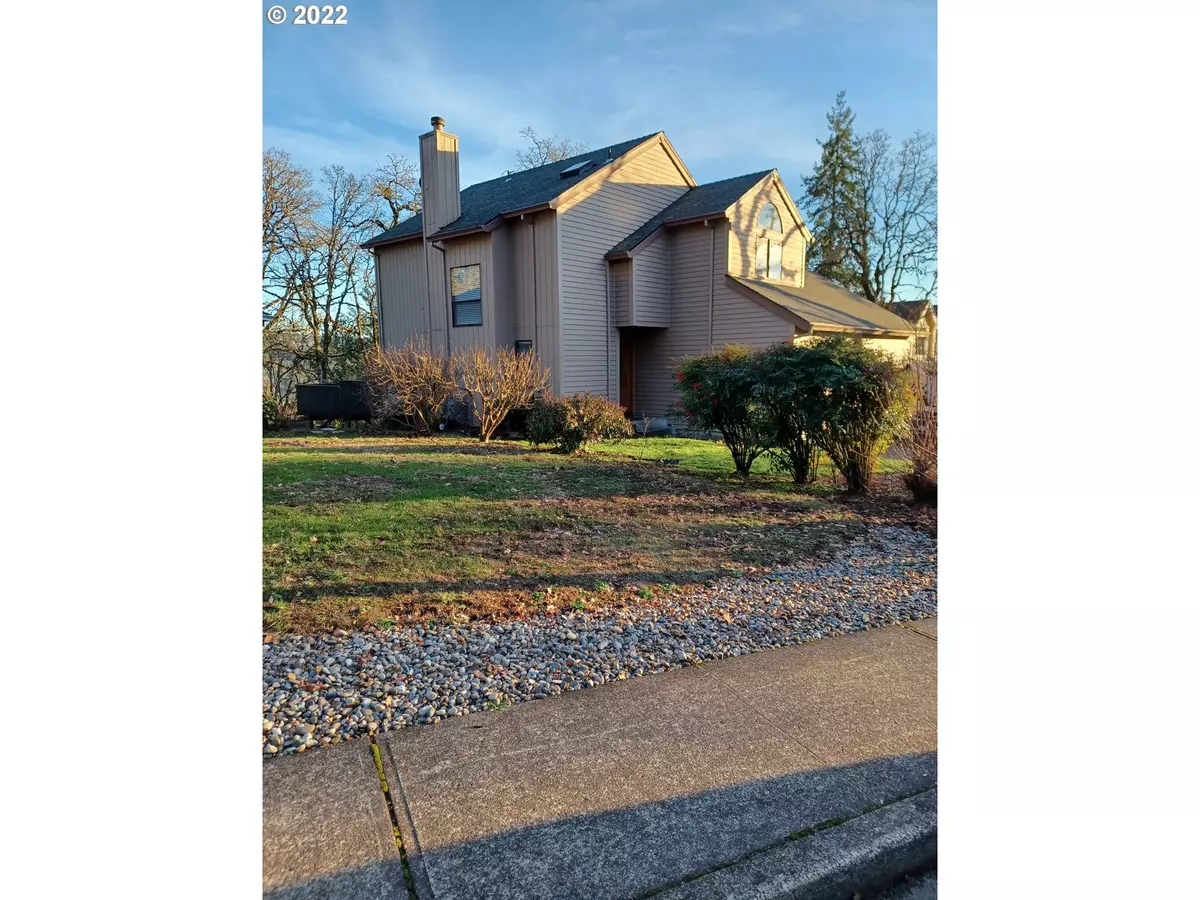 Gladstone, OR 97027,7630 RIDGEWOOD DR