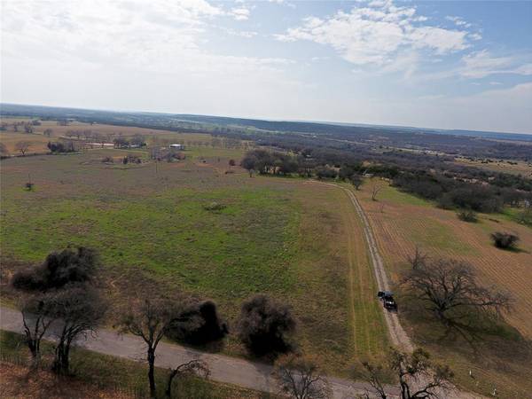 550 Brannon Bridge Circle, Millsap, TX 76006