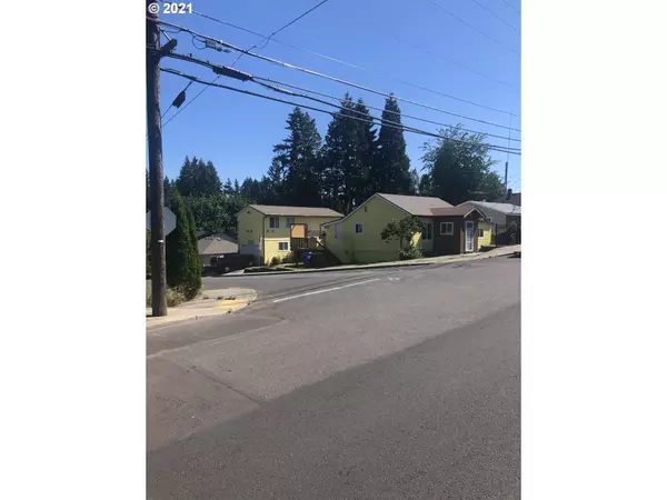 39325 PLEASANT AVE, Sandy, OR 97055