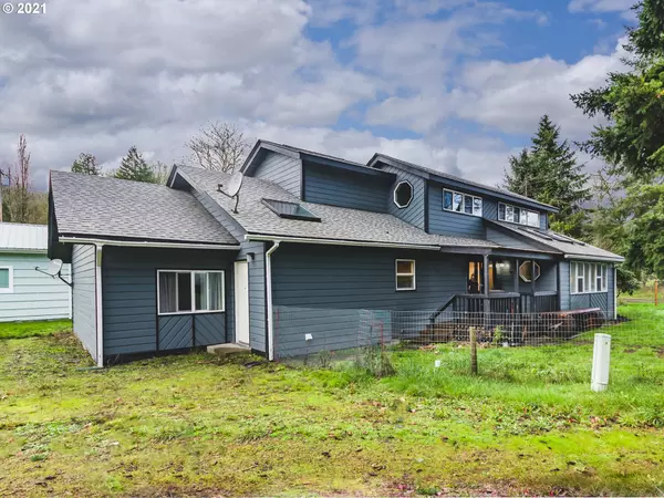 Winlock, WA 98596,403 SW CANYON LOOP