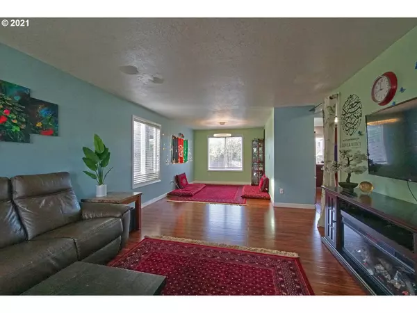 Tigard, OR 97223,13231 SW 161ST PL