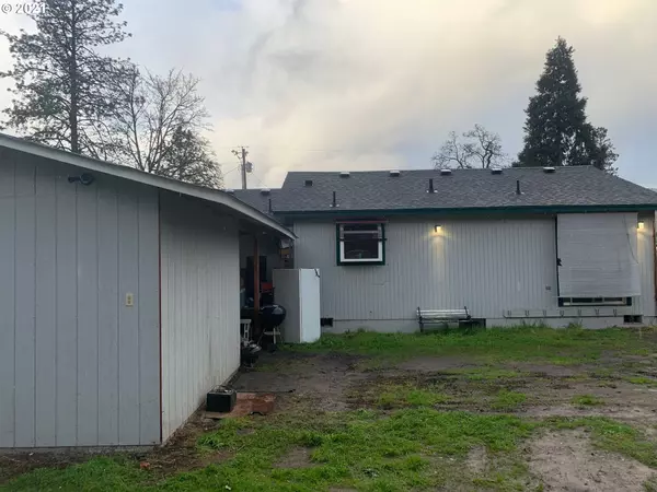 Oakridge, OR 97463,47640 CLINE ST