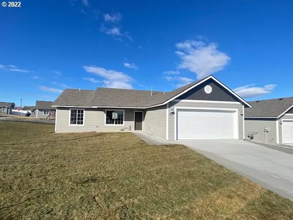 327 Cardinal PL, Umatilla, OR 97882