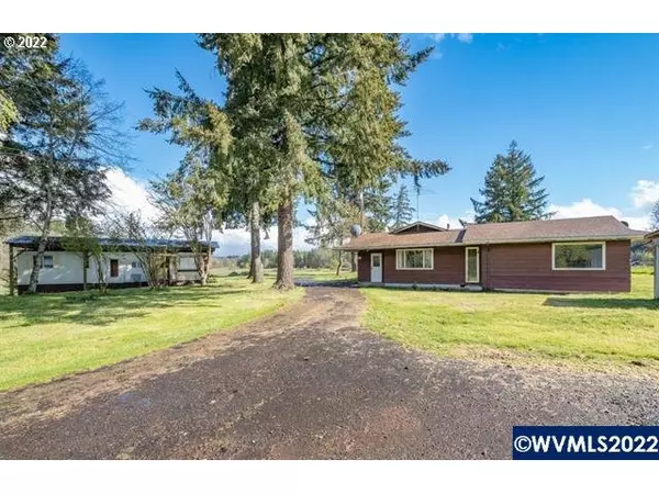 40262 LACOMB DR, Lebanon, OR 97355