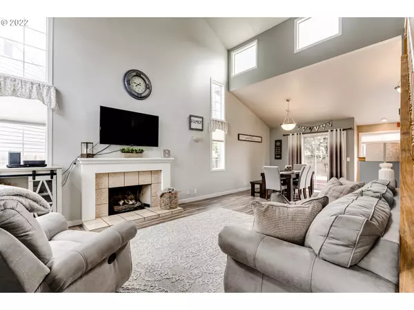 Eugene, OR 97404,3827 LANCASTER DR