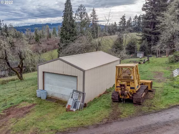 Cottage Grove, OR 97424,31064 KENADY LN