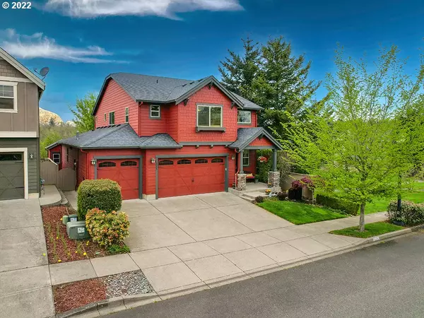 3223 NW GRASS VALLEY DR, Camas, WA 98607