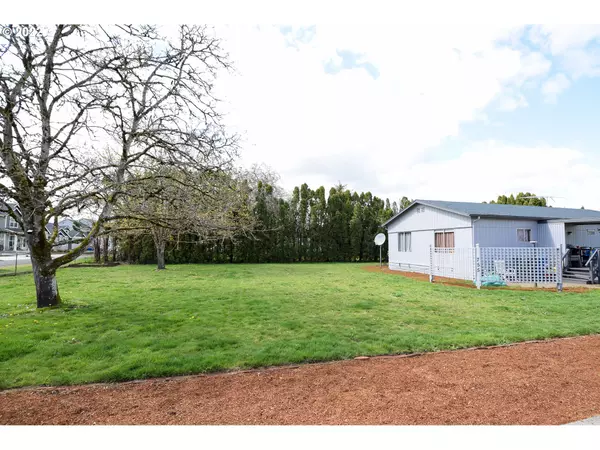 Keizer, OR 97303,755 FARMLAND LN NE