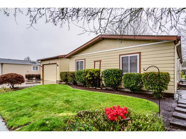 Eugene, OR 97402,4055 ROYAL AVE #SP 31