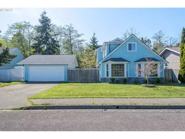 2440 GRANT, North Bend, OR 97459