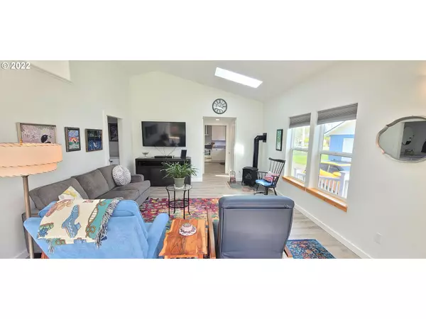 Ocean Park, WA 98640,1704 258TH PL