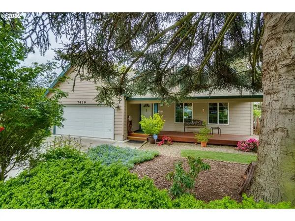 7416 SE SHERMAN ST, Portland, OR 97215