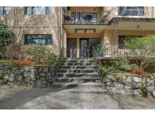 Portland, OR 97205,2021 SW MAIN ST #27