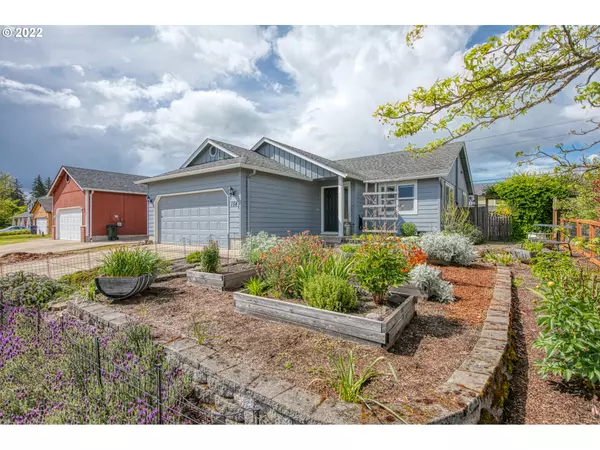 Creswell, OR 97426,154 ROBIN CT