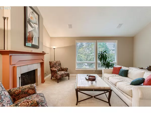 Lake Oswego, OR 97035,12038 SW ORCHARD HILL WAY