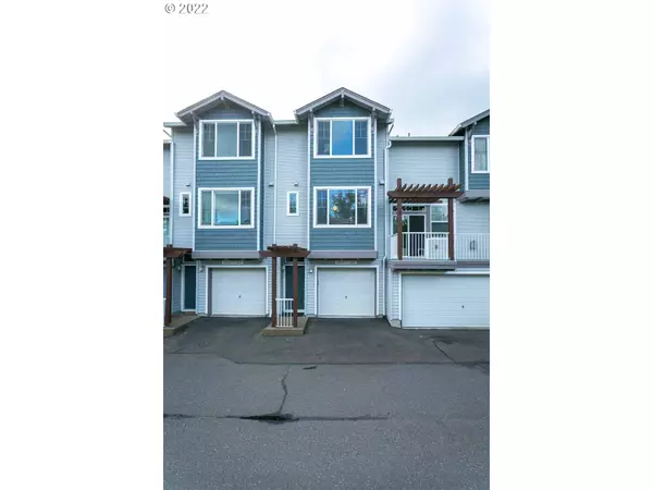 Tigard, OR 97224,10877 SW CANTERBURY LN #103