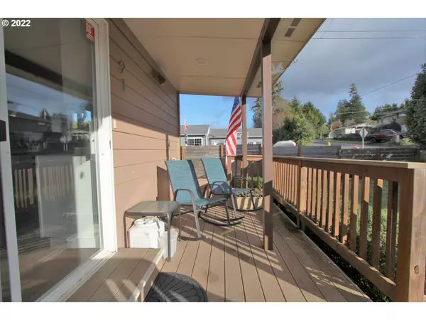 Coos Bay, OR 97420,91 CYPRESS PT