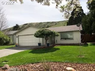 Milton Freewater, OR 97862,845 NW 1ST AVE