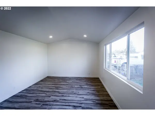 Eugene, OR 97402,3730 CONCORD ST