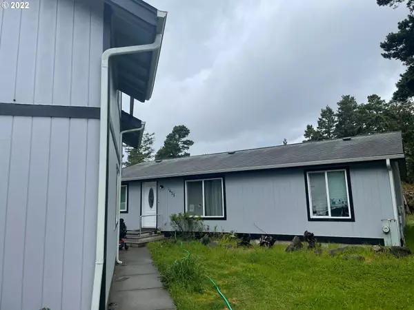 1433 SIANO LOOP, Florence, OR 97439