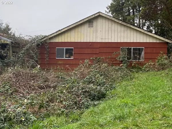 1031 MATHIS HILL RD, Yoncalla, OR 97499