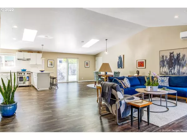 Eugene, OR 97404,3565 CASTREY ST