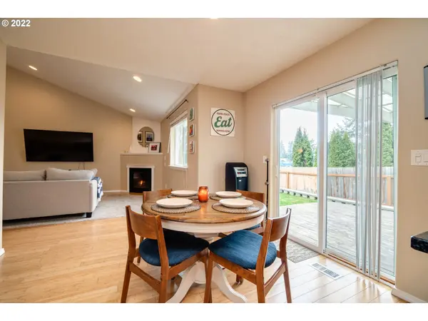 3743 CHICAGO ST NE, Keizer, OR 97303