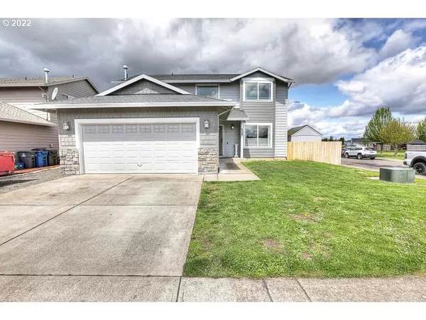 Gervais, OR 97026,609 E ELM DR