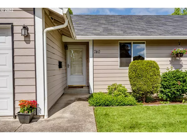 Eugene, OR 97402,740 WIDE SITE ST