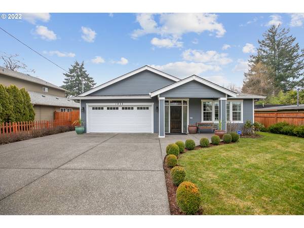 1933 NE 114TH AVE, Portland, OR 97220