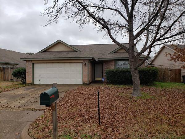 6712 Haltom Road, Fort Worth, TX 76137