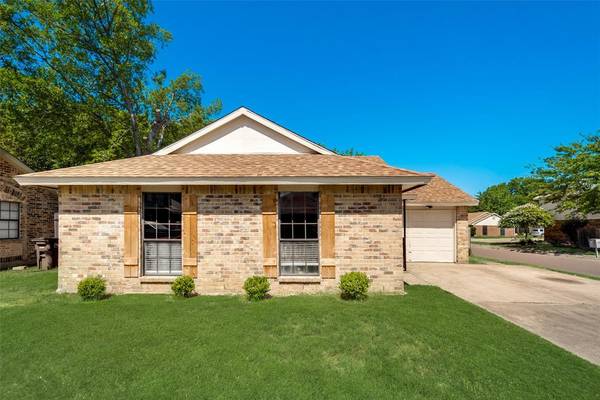 6710 Fire Hill Drive, Fort Worth, TX 76137