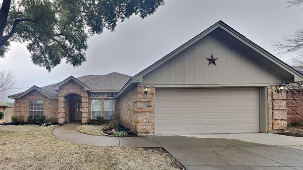 7040 Buenos Aires Drive, North Richland Hills, TX 76180