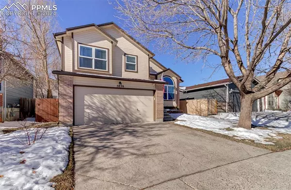 Colorado Springs, CO 80923,5826 Santana DR