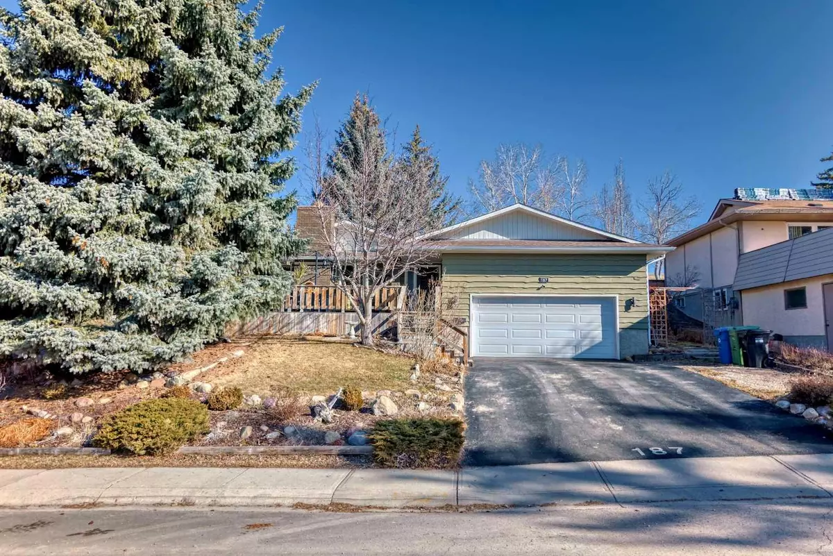 Calgary, AB T3B 3T8,187 Silver Crest CRES NW