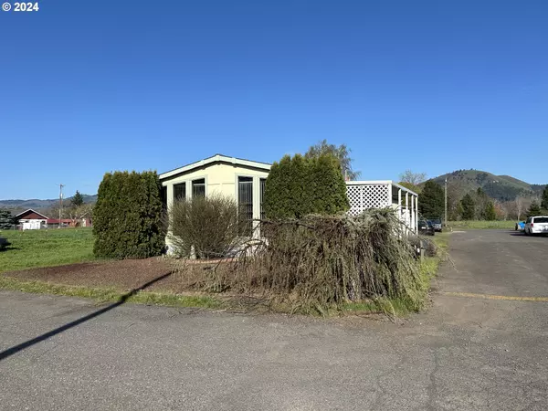 Hood River, OR 97031,1267 TUCKER RD #22