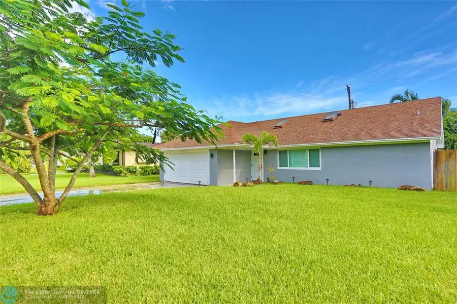 509 Heron Dr, Delray Beach, FL 33444