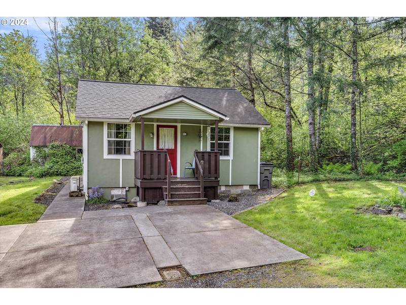 910 SW SADIE B ST, Cascade Locks, OR 97014