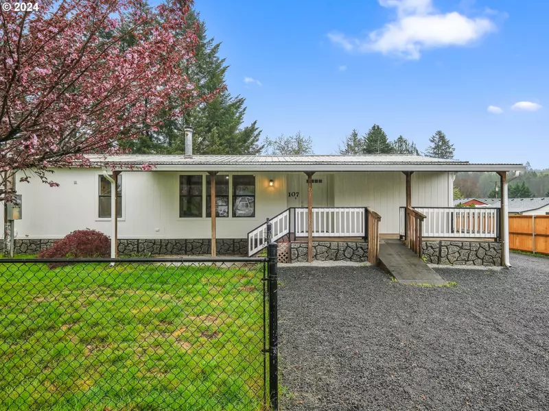 107 W HUMPHREY ST, Yacolt, WA 98675