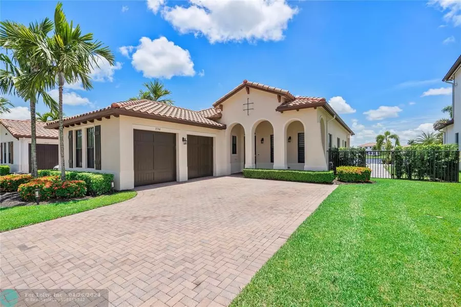 3594 NW 82nd Dr, Cooper City, FL 33024