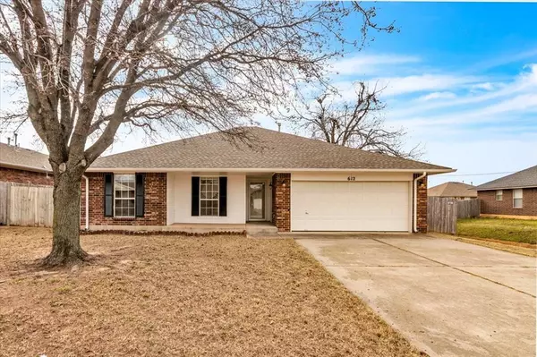 612 NW 22nd Street, Moore, OK 73160