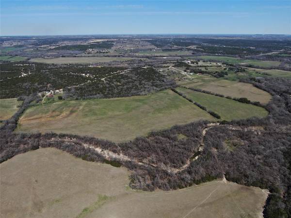 11621 Bakers Crossing, Bluff Dale, TX 76433